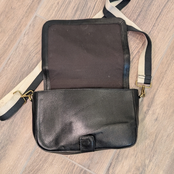 Madewell The Transport Flap Shoulder Bag - Picture 7 of 12
